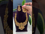 Load and play video in Gallery viewer, Traditional short necklace with green beads