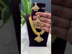 Load and play video in Gallery viewer, Traditional short necklace with detachable pendant
