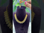 Load and play video in Gallery viewer, Traditional bottumala short necklace