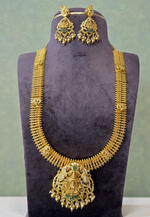 Load image into Gallery viewer, Beautiful nakshi polish long haram with gold finishing