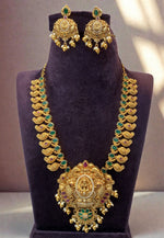 Load image into Gallery viewer, Beautiful short necklace with green stone and Laxmi Devi motive