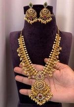 Load image into Gallery viewer, Traditional guttapusalu shorts necklace