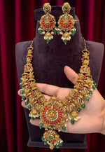 Load image into Gallery viewer, Beautiful short nakshi necklace with coral beads