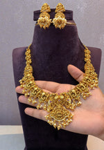 Load image into Gallery viewer, Beautiful short necklace with nakshi polish and elephant designed