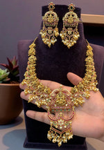 Load image into Gallery viewer, Beautiful nakshi haram with jadav kundan stone