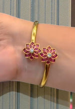 Load image into Gallery viewer, Beautiful kada bangle with pink stone