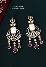 Load image into Gallery viewer, Beautiful earrings with ruby stone