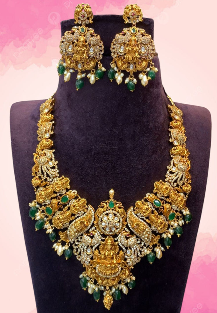 Traditional 3d mini haram with green stone and guttapusalu hangings