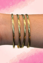 Load image into Gallery viewer, Beautiful bangles with gold finishing plain