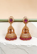 Load image into Gallery viewer, Traditional jumkhas with pink stone