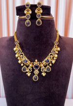 Load image into Gallery viewer, Beautiful short necklace with purple stone and Victorian polish
