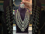 Load and play video in Gallery viewer, Stunning 3 layer long gj polish haram with green stone
