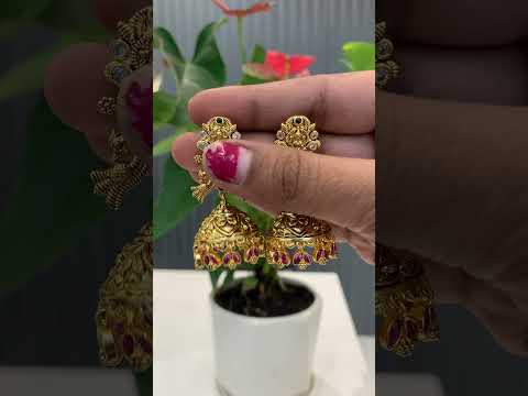 Traditional jumkhas with pink stone