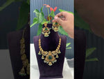 Load and play video in Gallery viewer, Traditional short necklace with green stone