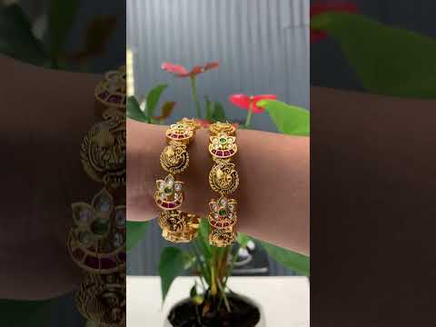 Beautiful uncut stones bangles with jadav kundan stone