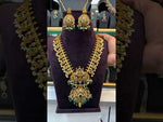 Load and play video in Gallery viewer, Traditional short haram with green beads and guttapusalu hangings
