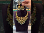 Load and play video in Gallery viewer, Beautiful short nakshi necklace with green beads

