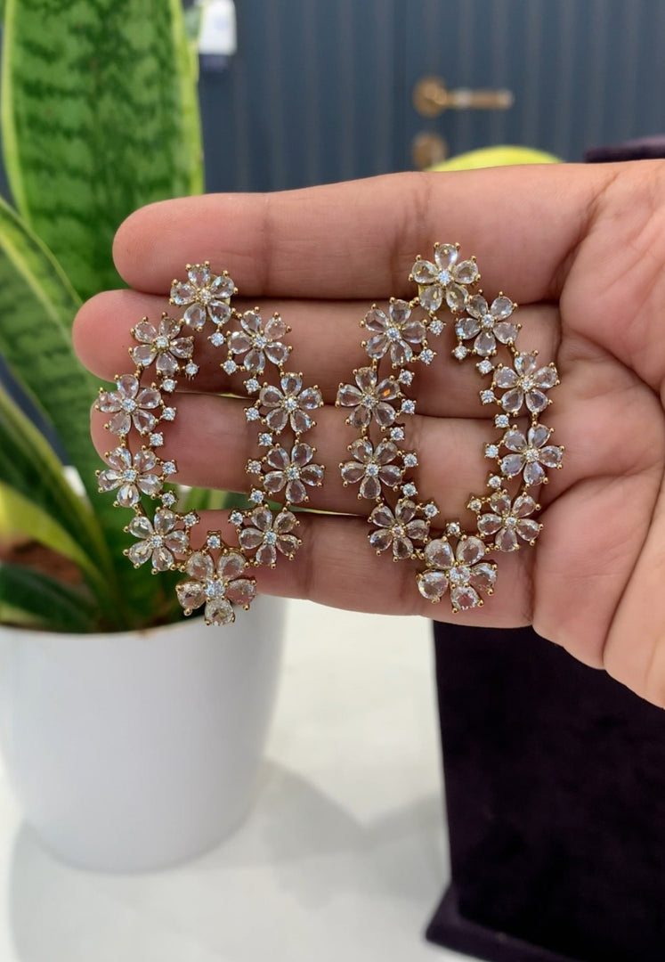 Beautiful earcuffs with rose gold finishing
