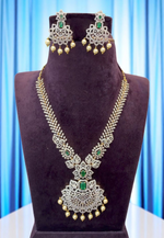Load image into Gallery viewer, Beautiful gj polish necklace with green stone and uncut stone -pairing with beautiful earrings
