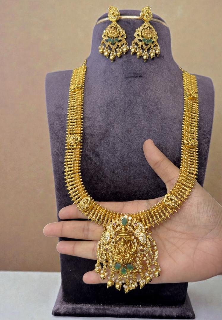 Beautiful nakshi polish long haram with gold finishing