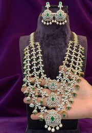 Stunning 3 layer long gj polish haram with green stone