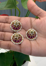 Load image into Gallery viewer, Beautiful hair accessories with chandbali design and jadav kundan stone