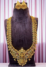 Load image into Gallery viewer, Traditional nakshi long haram with green and pink stone
