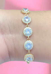Stunning stone bracelet -perfect for any occasion