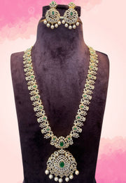 Stunning Gj polish long haram with green stone