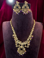 Beautiful short necklace with mehndi Victorian polish and pink stone