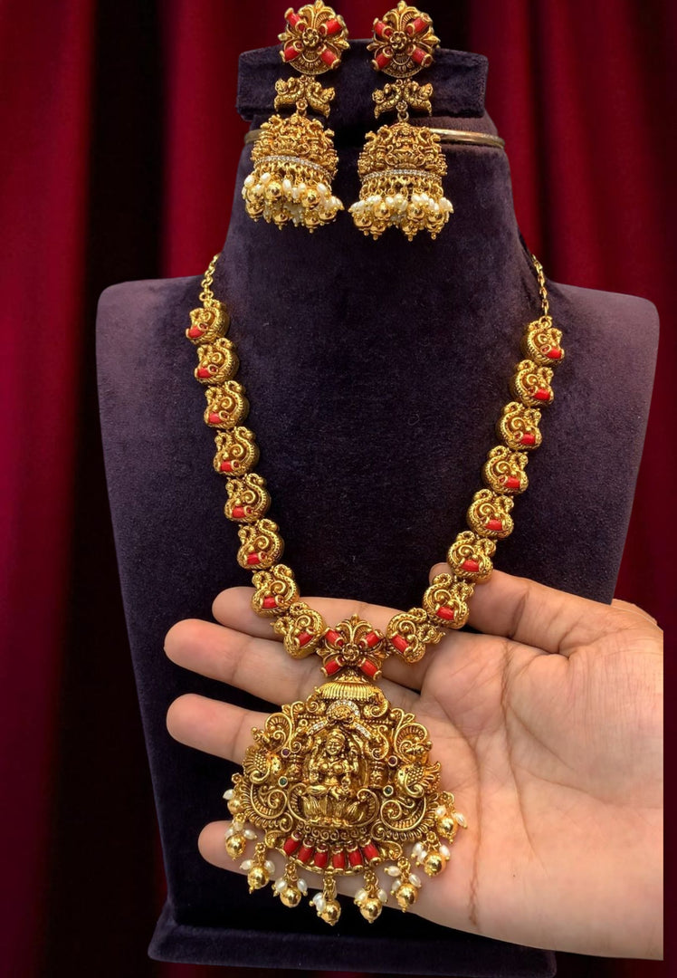 Traditional nakshi short haram with coral beads