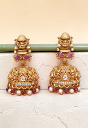 Beautiful jumkhas with red stone