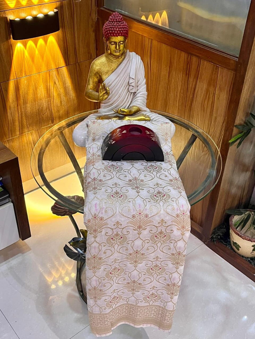 Pure Crepe Khadi Silk Saree With Finest Elegant Zari Wooven Pallu Having Fancy Tassels With Zari Wooven Border With Meenakari Weaving In Full Saree With Butti Blouse Which Comes With Hand Dyeing With Running Blouse