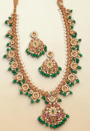Beautiful jadav kundan stone long haram with green beads