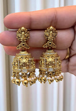 Load image into Gallery viewer, Stunning nakshi jumkhas with gold finishing
