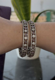 Beautiful victorian polish bangles with light pink stone
