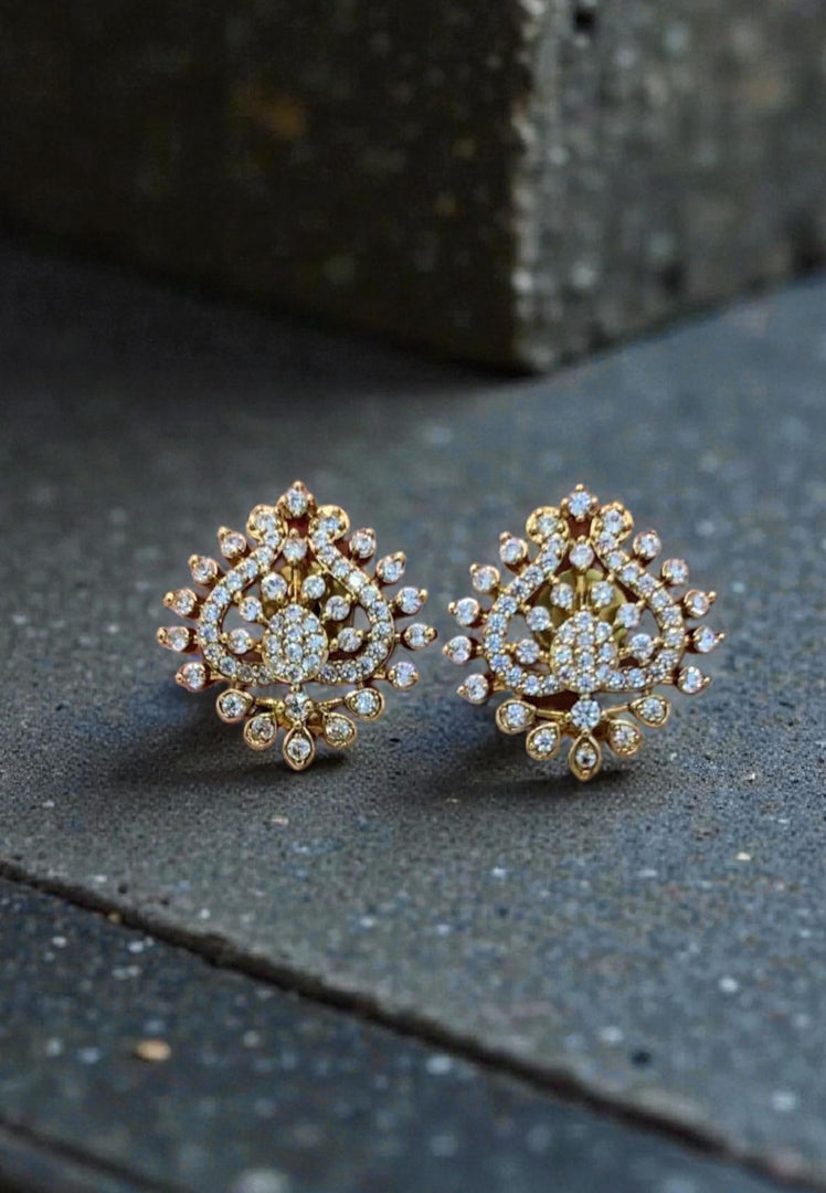 Beautiful studs with diamond finishing