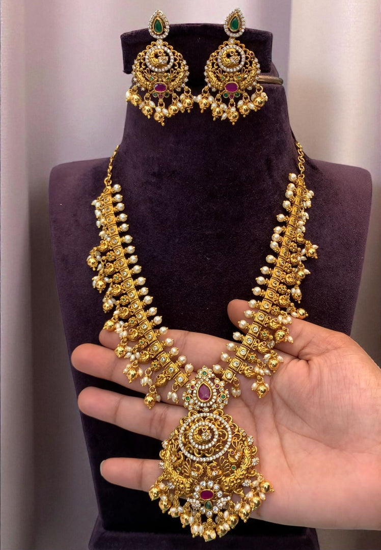 Traditional guttapusalu shorts necklace