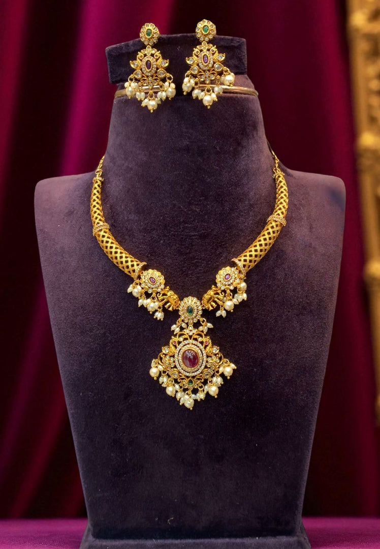 Beautiful kanti necklace with pink stone and guttapusalu hangings