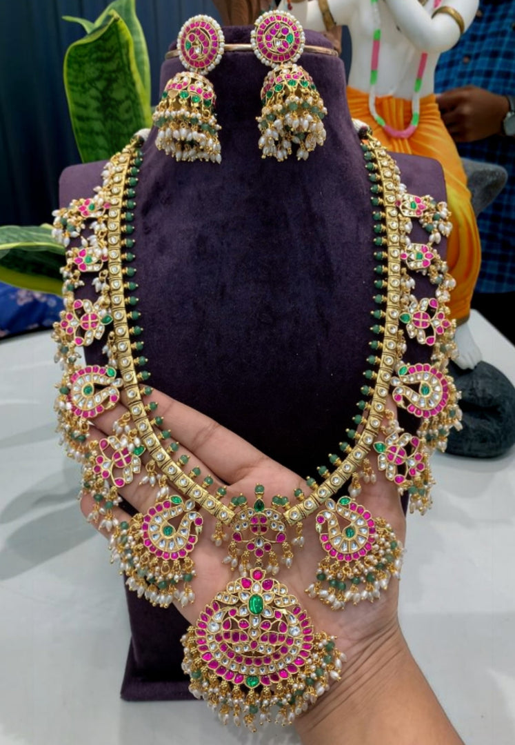 Traditional long jadav kundan stone haram with green beads
