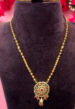 Load image into Gallery viewer, Beautiful chandraharam short chain with green and pink stone
