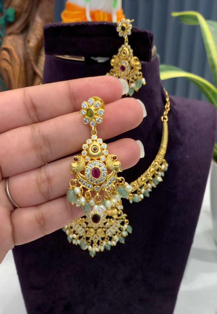 Beautiful kanti necklace with pink stone