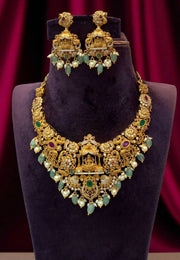 Beautiful short nakshi necklace with green beads