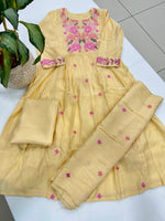 Load image into Gallery viewer, A line mul chenderi 3-piece sets allover embroidery work with cotton linning