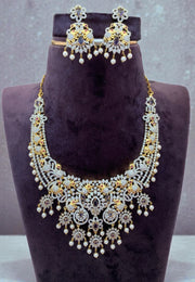 Beautiful gj polish short necklace with purple stone