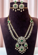 Load image into Gallery viewer, Stunning Gj polish two layer short necklace with pink and green stone
