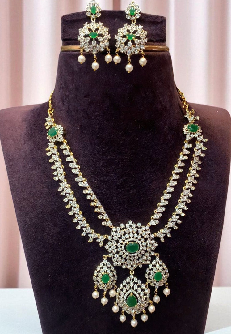 Stunning Gj polish two layer short necklace with pink and green stone