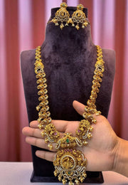 Beautiful long haram with nakshi polish and gold finishing