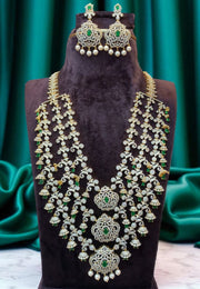 Stunning 3 layer long gj polish haram with green stone