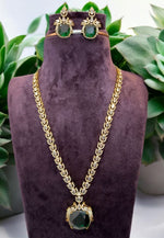 Load image into Gallery viewer, Mini haram with green stone and uncut stone -pairing with beautiful earrings
